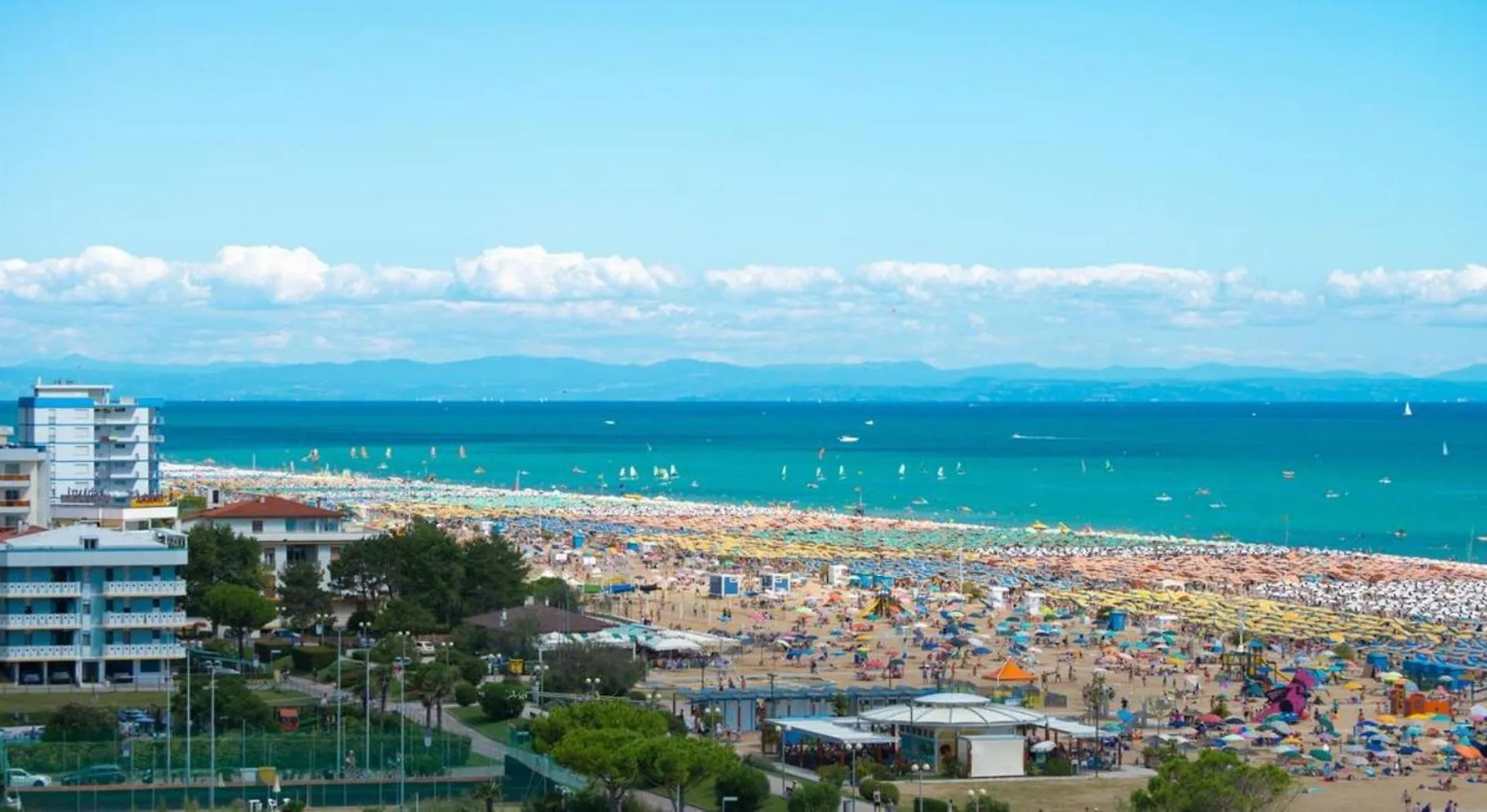 Convenient Flat Close To The Beach Bibione Apartment